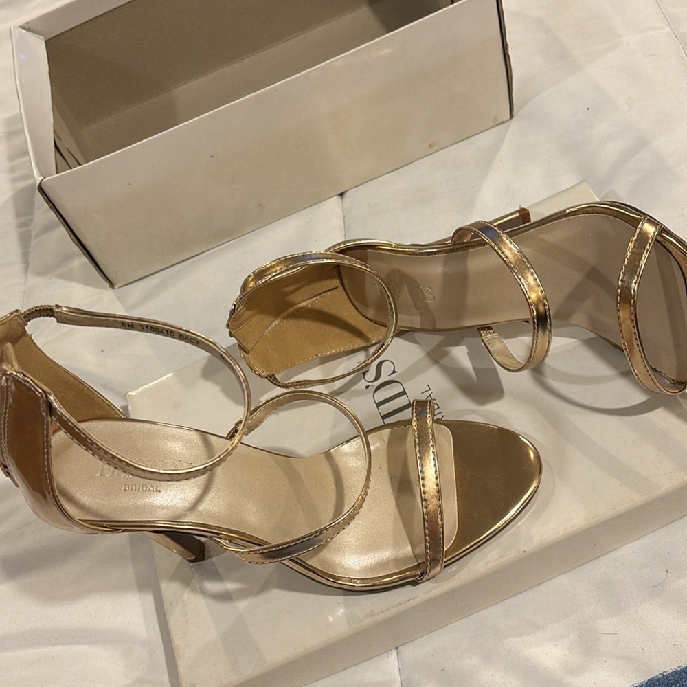 Shoes - Picture 2 of 3